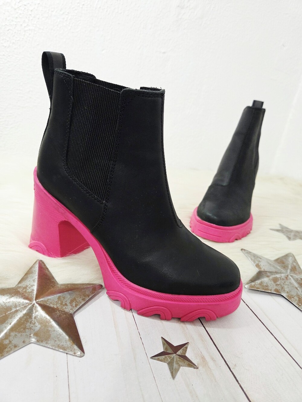 Sorel Brex Heel Chelsea Boots hot pink black waterproof chunky women's Size 7